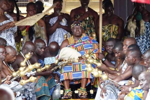 KENTE CLOTH: GHANA`S ASHANTI CULTURAL HERITAGE TO THE WORLD`S FASHION  CIVILIZATION